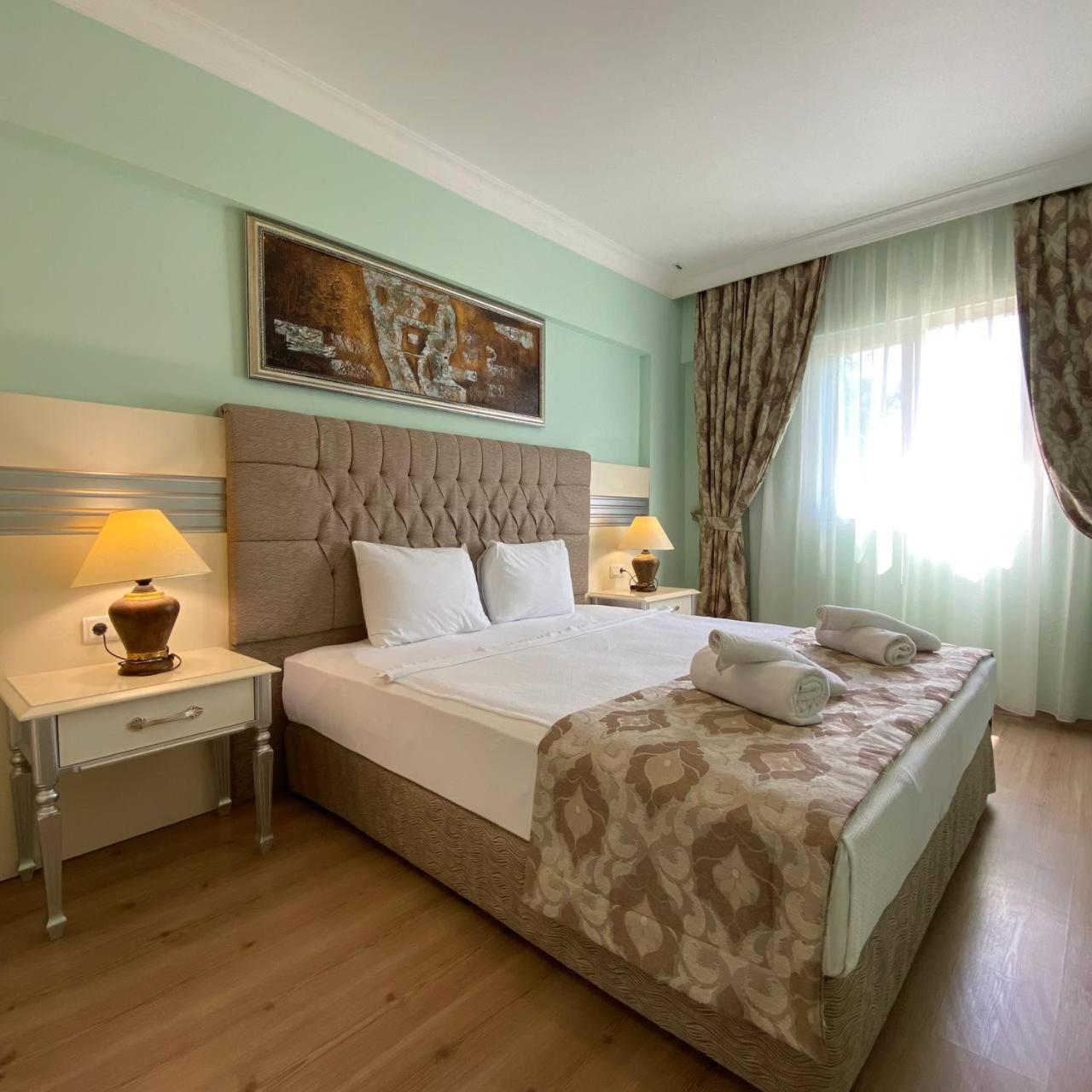 Pine Club Apart Hotel Кушадаси Екстер'єр фото