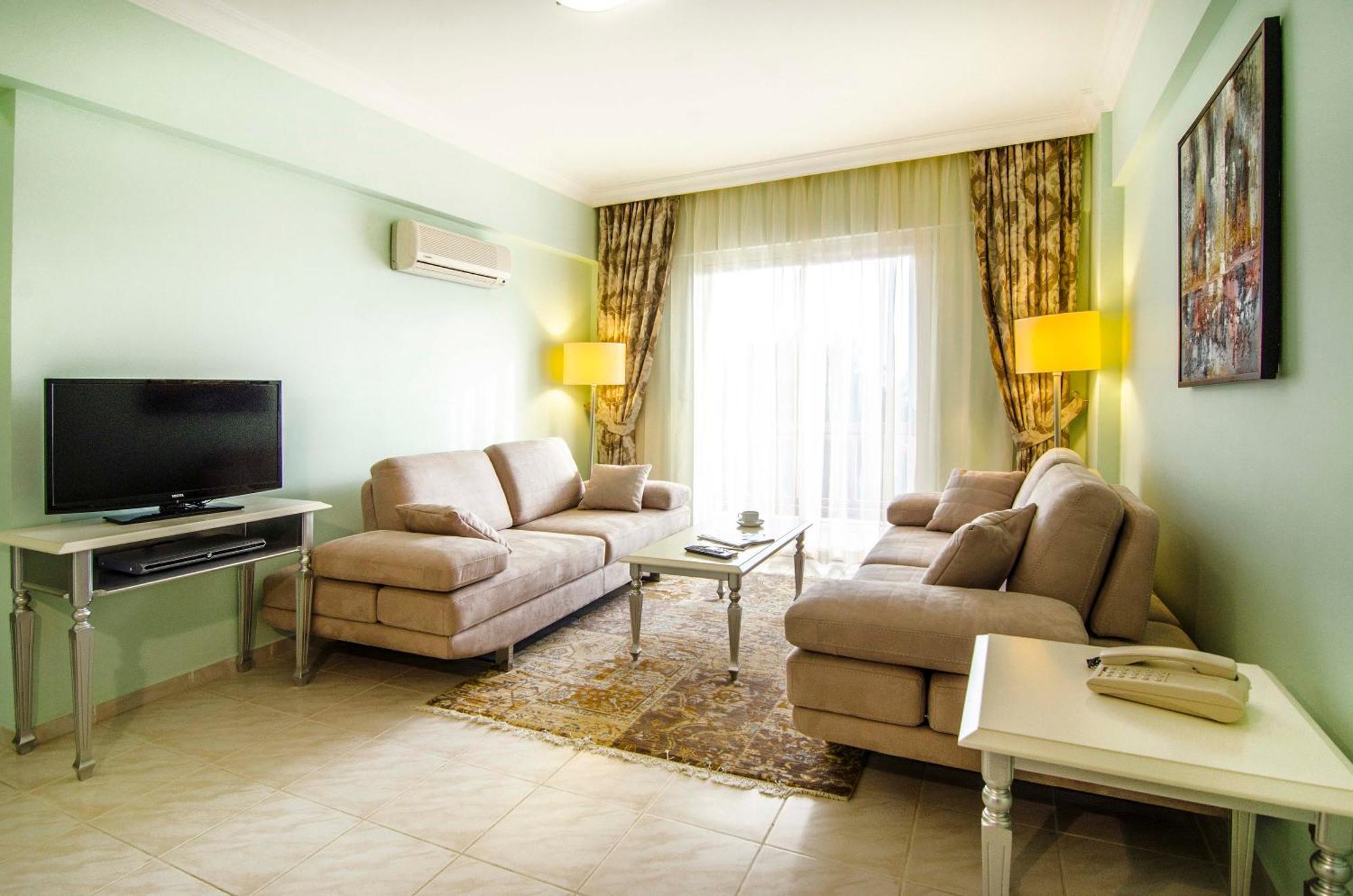 Pine Club Apart Hotel Кушадаси Екстер'єр фото