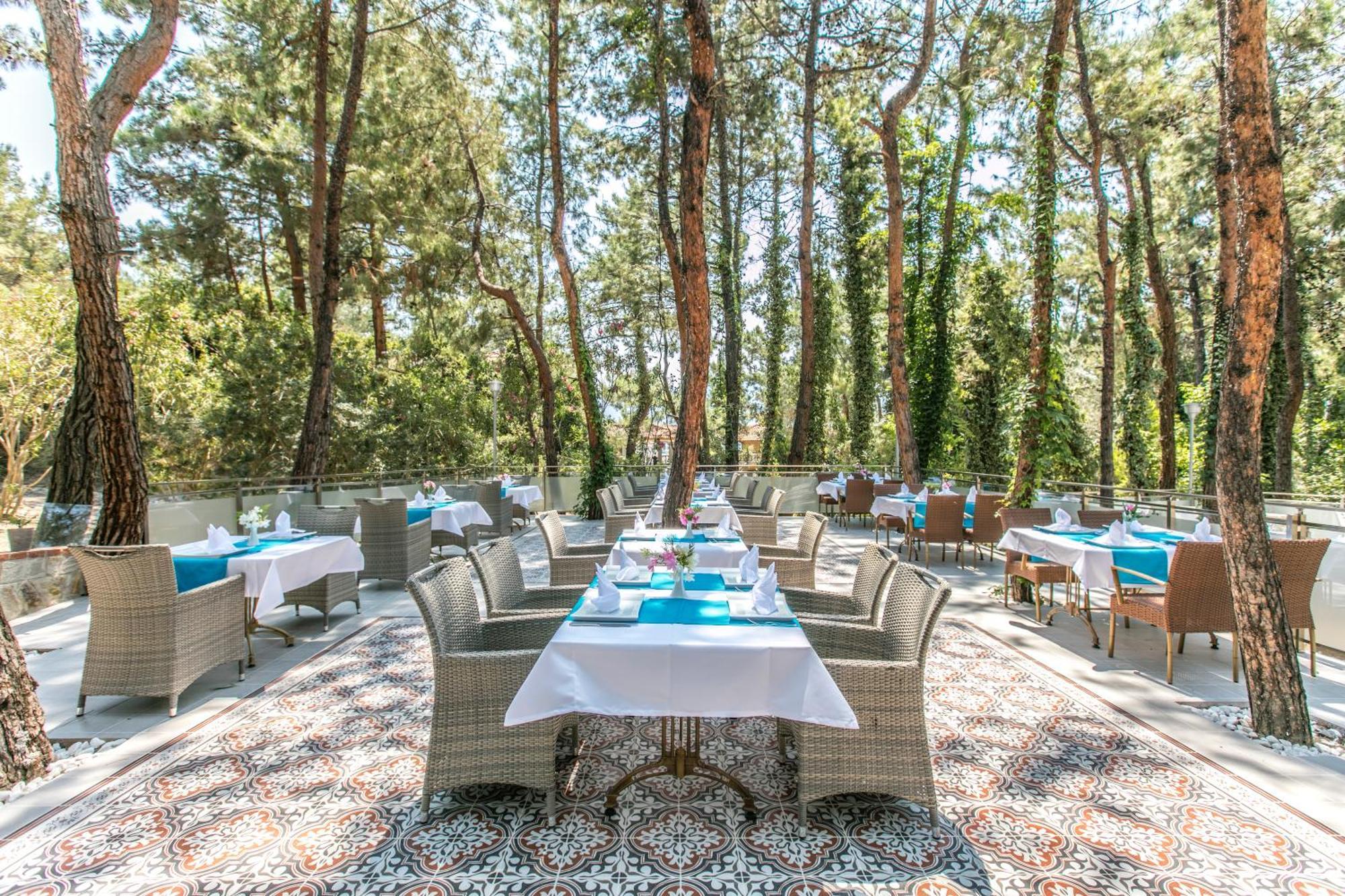 Pine Club Apart Hotel Кушадаси Екстер'єр фото